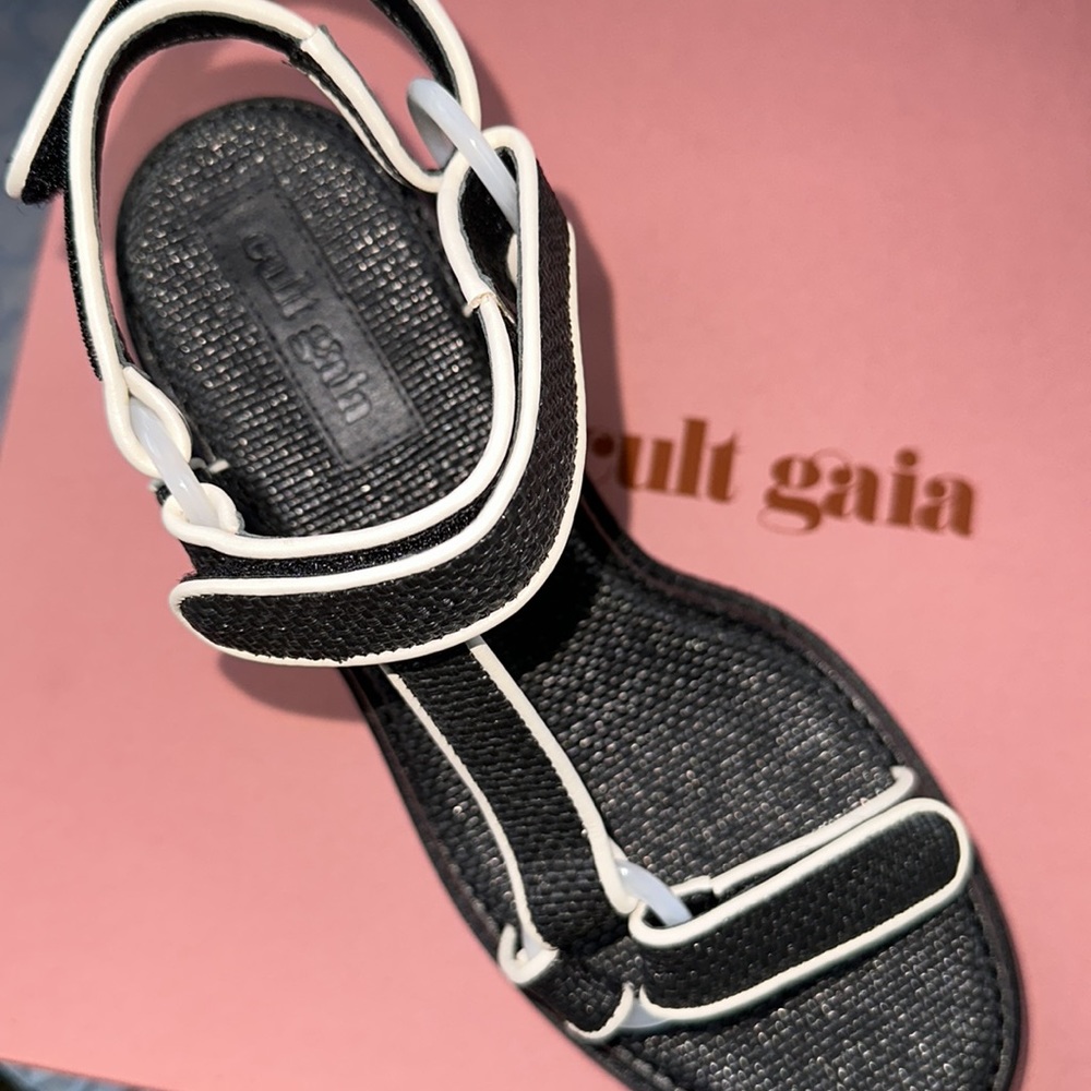NWT Cult Gaia Elka Platform - Picture 9 of 10